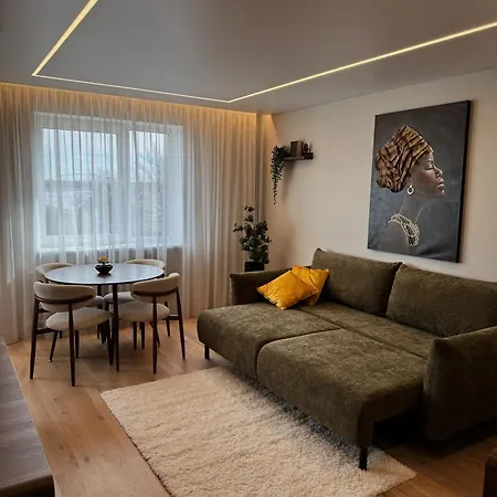 Modern With River View Апартаменти Пярну